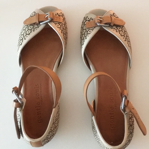 Gentle Souls Brand New - Picture 1 of 5